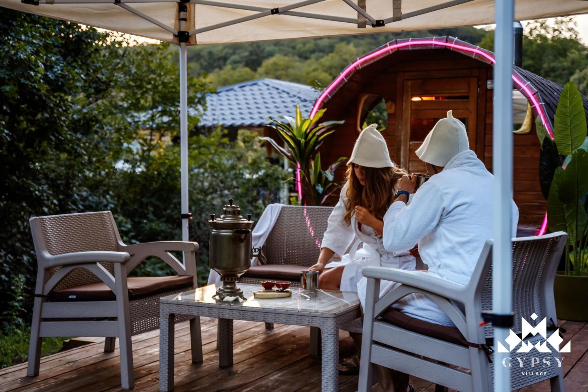 Gipsy Village Park Hotel Asureti Экстерьер фото
